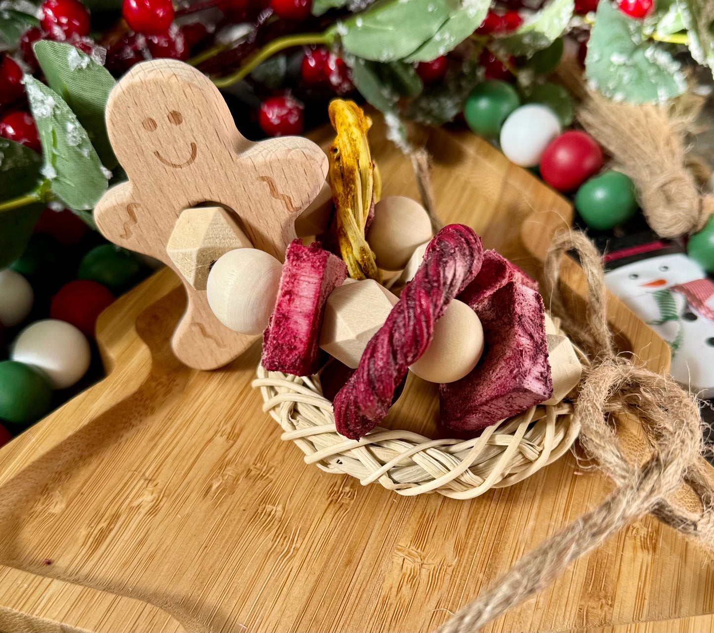 Christmas Ring Flings~ Natural Fruit/Veggie Infused Bunny Toss Toy, Small Pet Chews, Rabbit, Chinchilla, Hamster & Guinea Pig Enrichment Toy