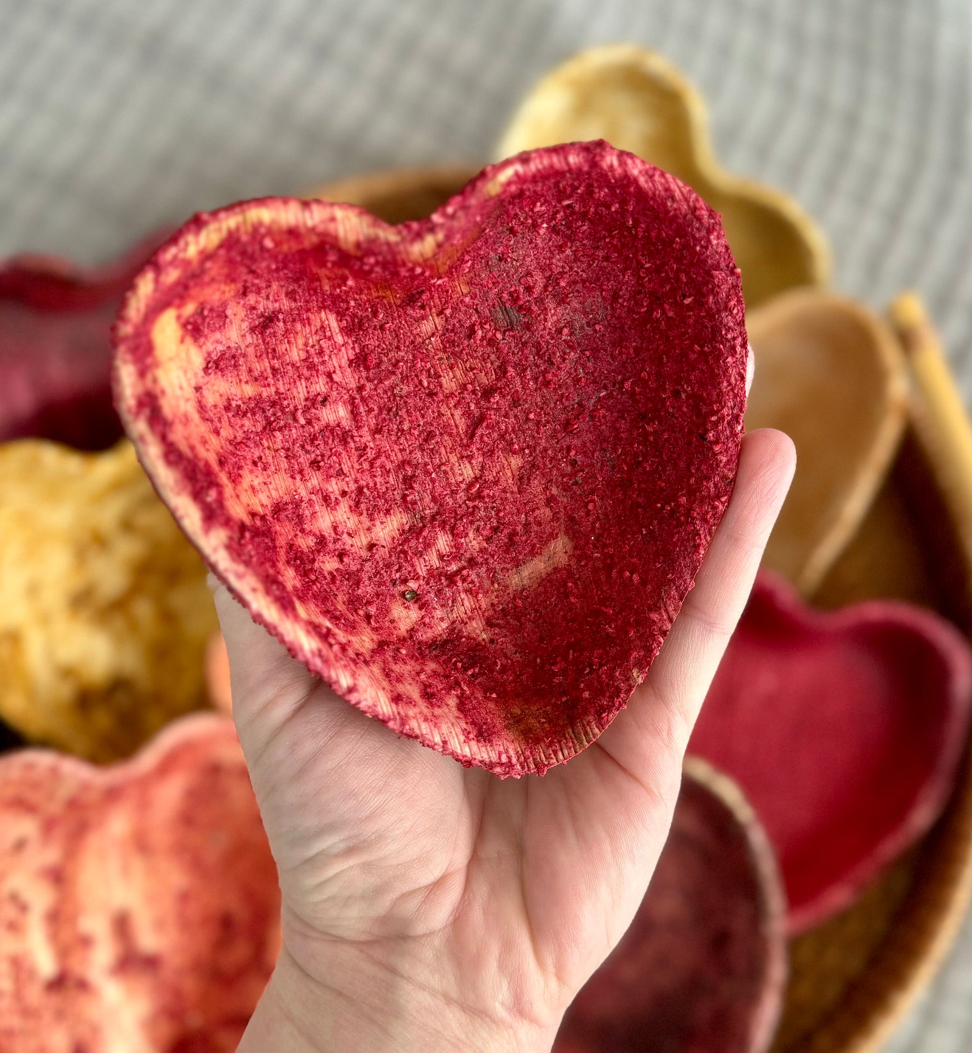 Herbal Heart Chews | 12 Delightful Flavors! Fruit Infused Palm Leaf Bowls