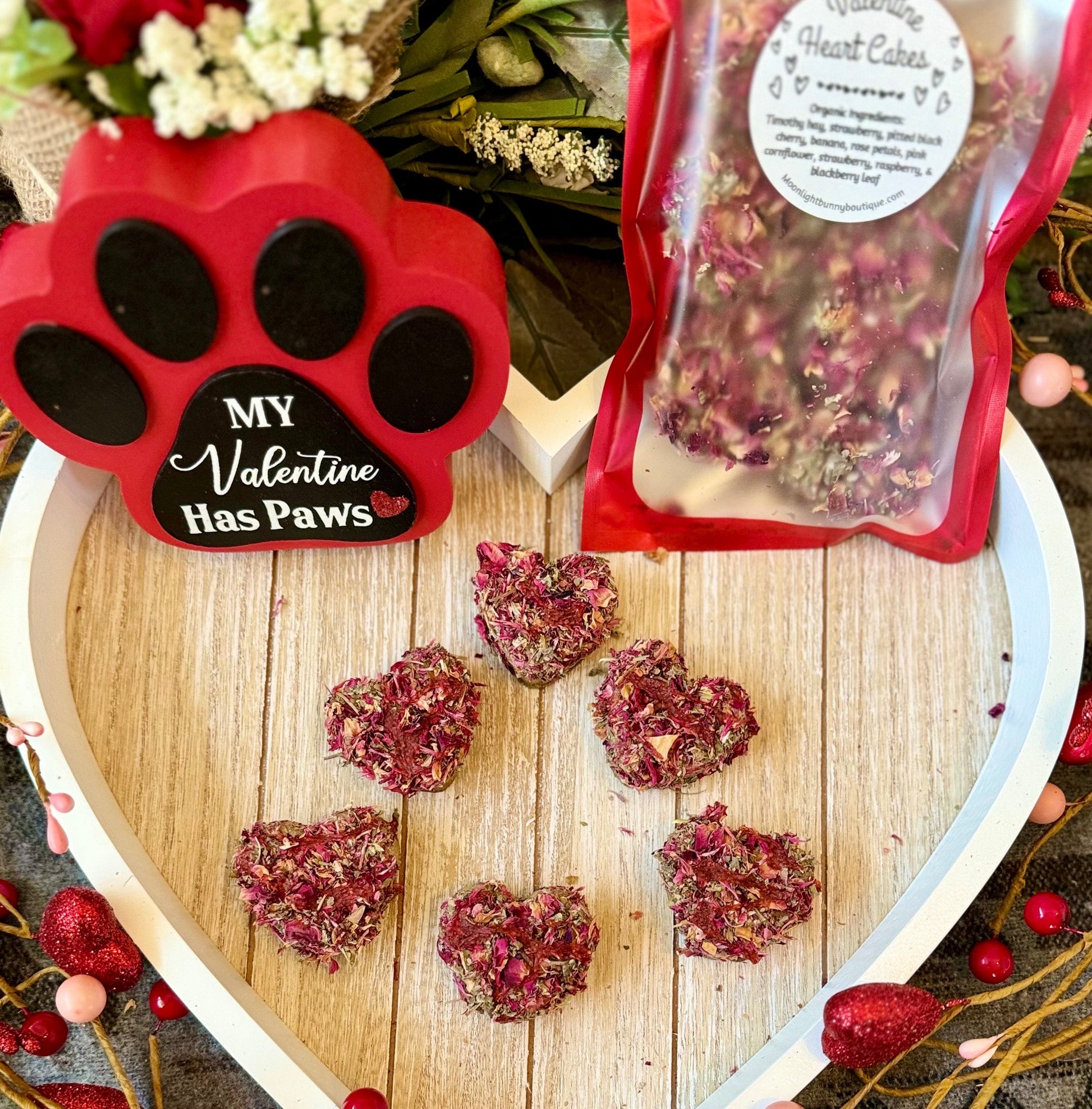 Valentine Heart Cakes | 100% OAT FREE Treats for Rabbits, Guinea Pigs, Chinchillas, & Small animals, Natural, Healthy, Organic Bunny Treats